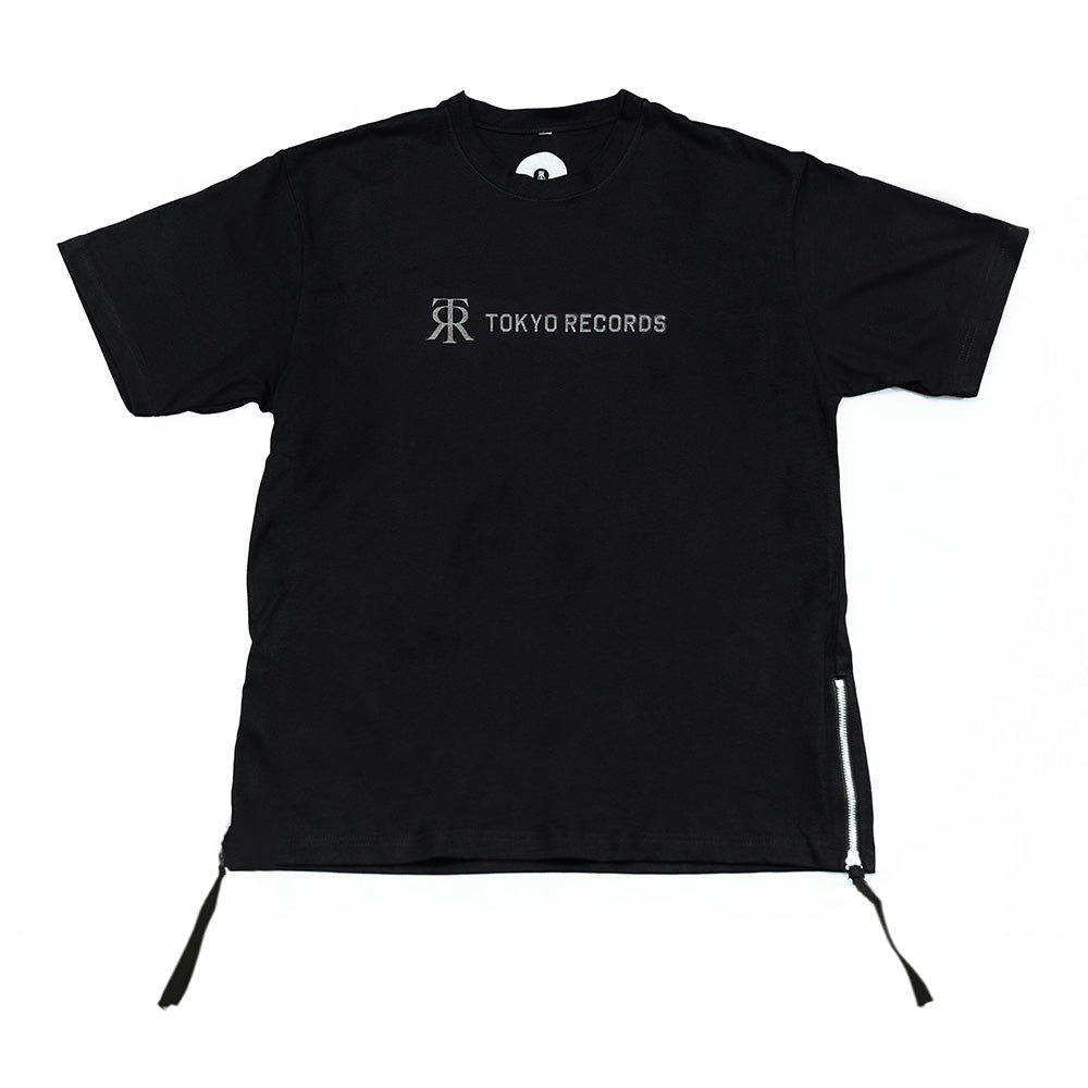 ジッパードTシャツ